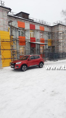 В Бирюсинске завершается ремонт фасада детского сада №3