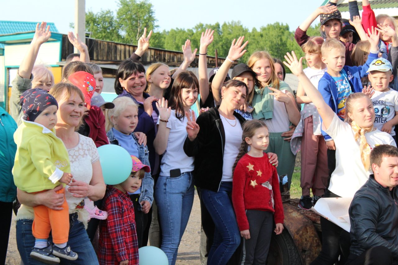 Жители улицы Свердлова села Гуран присоединились к акции «Международный день соседей» 