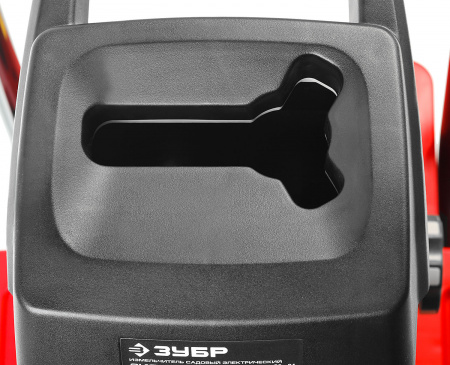 Измельчитель садовый Зубр ЗИЭ-44-2800