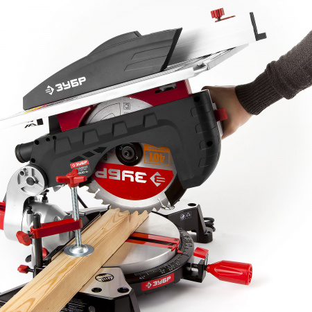 Пила торцовочная комбинированная Зубр Мастер ЗПТК-255-1800