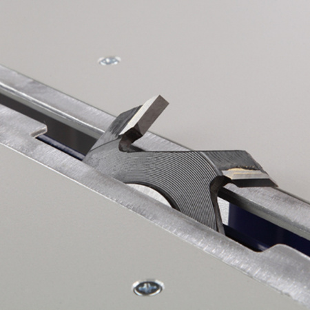 Пила циркулярная Белмаш CBS-2400