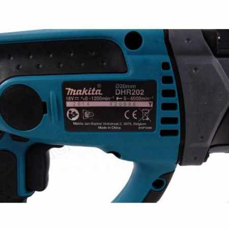 Перфоратор аккумуляторный Makita DHR202RF