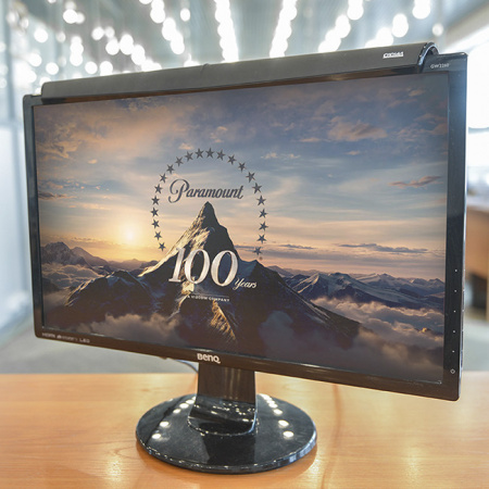 Антенна комнатная DVB-T2 и ДМВ активная Сигнал SAI 110