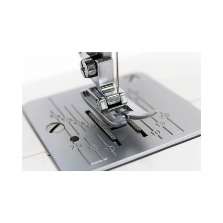 Швейная машина Janome LW-17