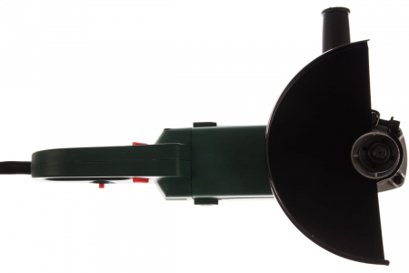 Угловая шлифовальная машина Favourite FG 2400