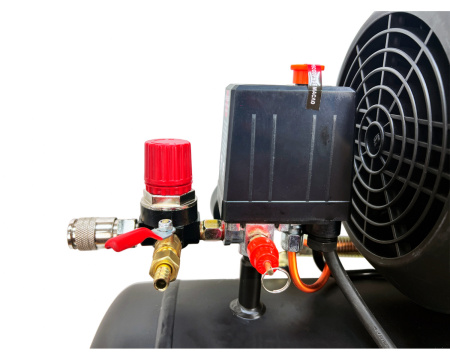 Компрессор воздушный прямой Brait КМ-1800/42Х2