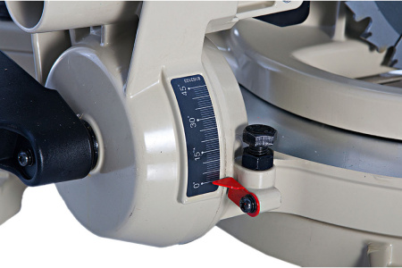Пила торцовочная Makita LS1040N (1650 Вт,255x30мм, рез 93/95мм)