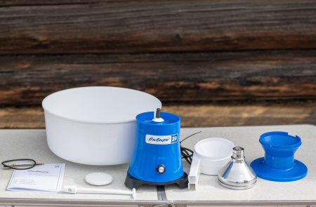 Сепаратор молока Сибирь-20-ПЛ-Р