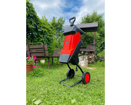 Измельчитель Brait BESH-250V (2,5кВт 40мм 10,3кг)