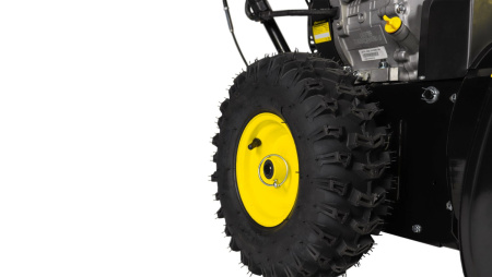 Снегоуборщик бензиновый Champion ST861Е (10л/с, ковш 61х54,5см,6F/2R,выброс 14м,ст.220В,фара)90.5кг