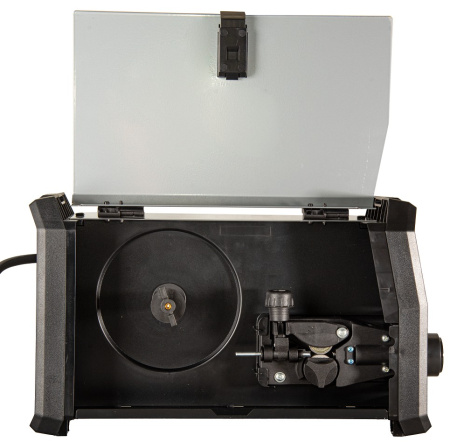 Сварочный полуавтомат Ресанта САИПА-160 (FCAW)