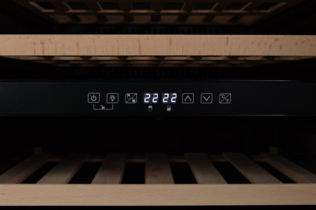 Винный шкаф встраиваемый Graude FWK 60.2