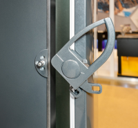 Холодильный шкаф для хранения шуб Graude PK 70.0 B