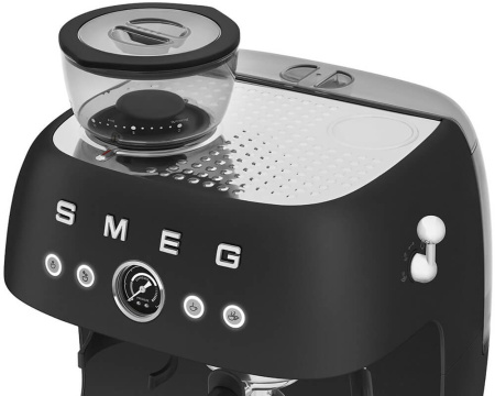 Кофемашина-эспрессо Smeg EGF03BLMEU