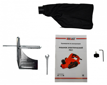 Рубанок Brait P821 (710Вт,16800об/мин,2ножа 82х5,7х1.2мм,глуб 0-2мм,фальц)