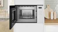 Микроволновая печь встраиваемая Bosch BEL554MW2