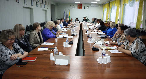 Заседание Координационного совета по проведению Десятилетия детства в Нижнеилимском районе