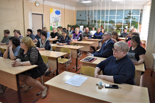 Встреча мэра района с коллективом МОУ Железногорская СОШ №4