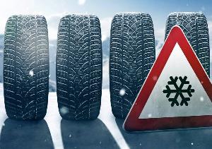 ГИБДД рекомендуют автомобилистам начинать менять летние шины на зимние