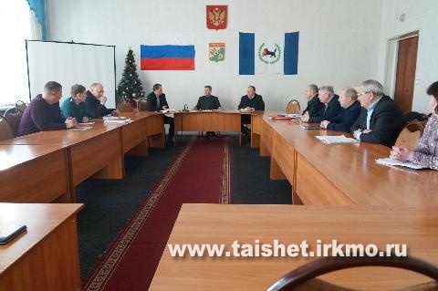 Мэр района Александр Величко провёл экстренное заседание КЧС по факту отсутствия тепла в рабочем поселке Юрты