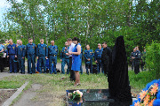 Открытие памятника погибшим 6 мая 2013г (1).JPG