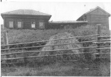 Фото предоставлено Р. Обориной (р.п. Железнодорожный),  занявшей I место в  фотоконкурсе «Большая любовь к малой родине» в номинации «Ностальгия»