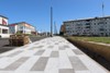 На Комарова идет укладка брусчатки