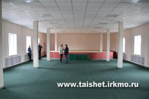 Завершен ремонт актового зала ДМШ №2 в Тайшете