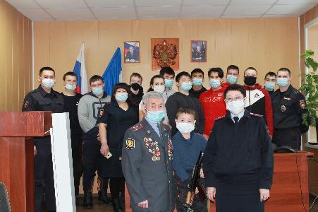 Правоохранители Боханской полиции приняли участие в общероссийской  акции «Студенческий десант»