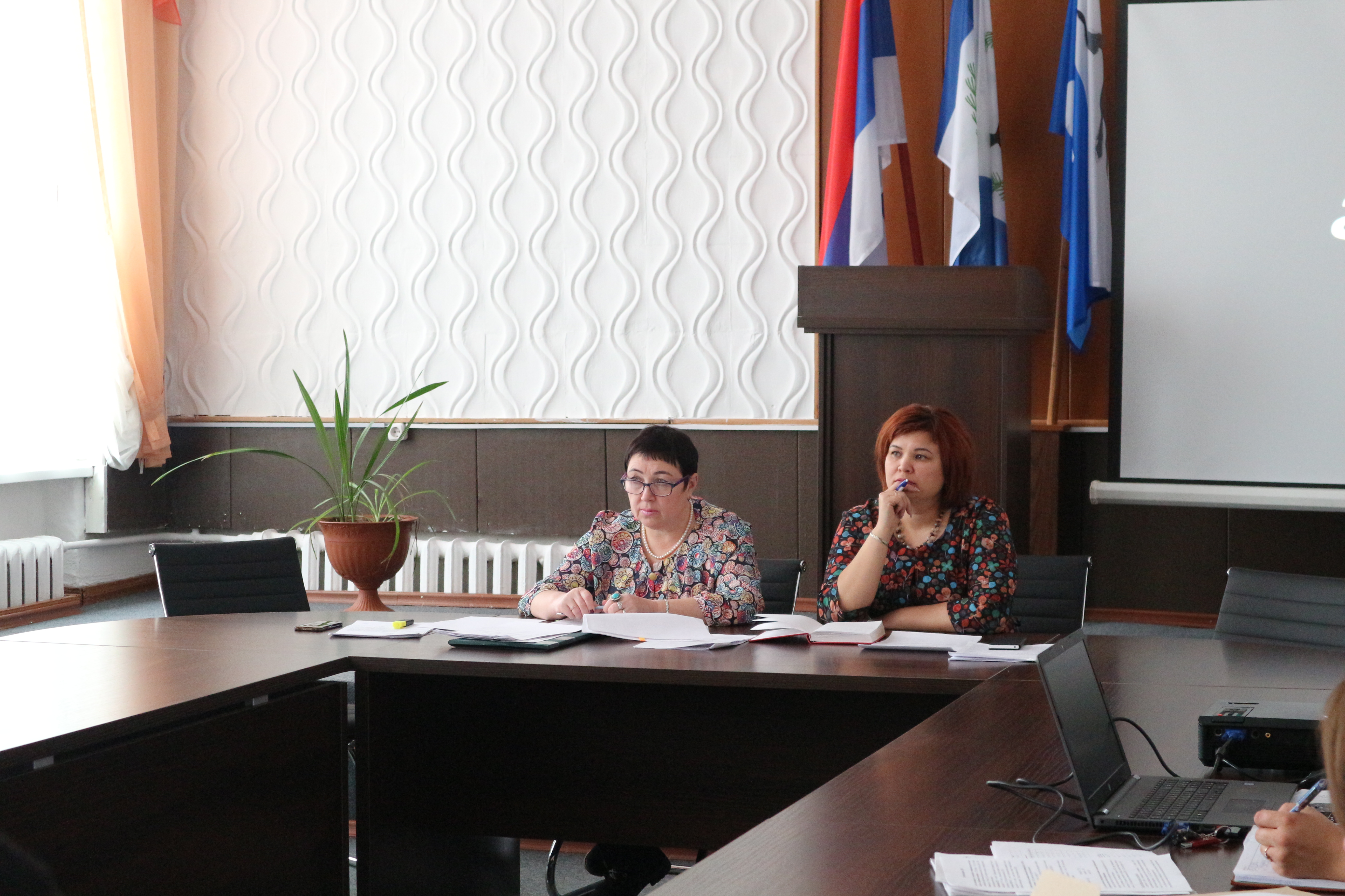 Совещание при мэре муниципального района по вопросу «Повышение качества образования в общеобразовательных организациях Качугского района» 