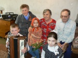 Юные артисты в гостях у ветеранов