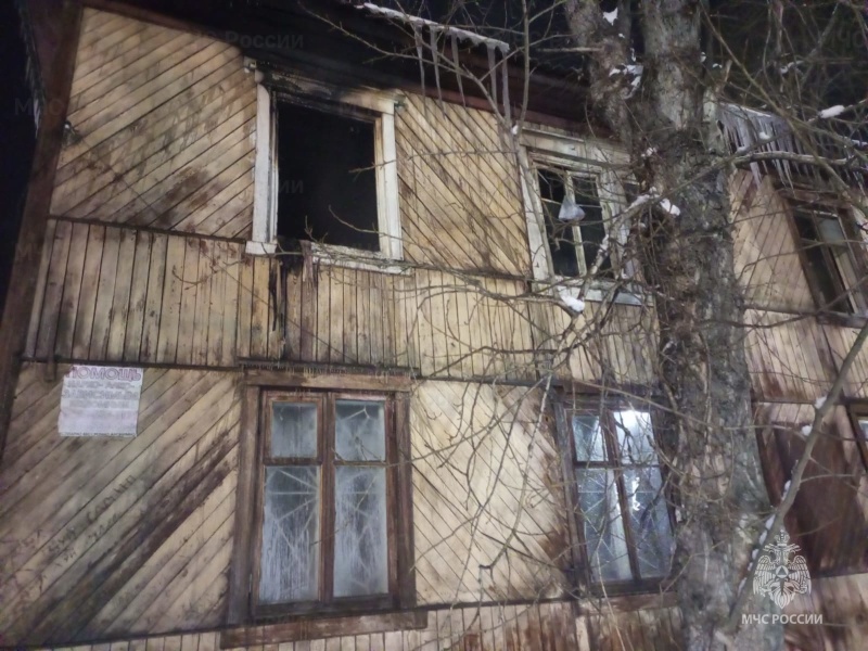 Восемь пожаров из-за неосторожного обращения с огнём произошло в Иркутской области 1 января