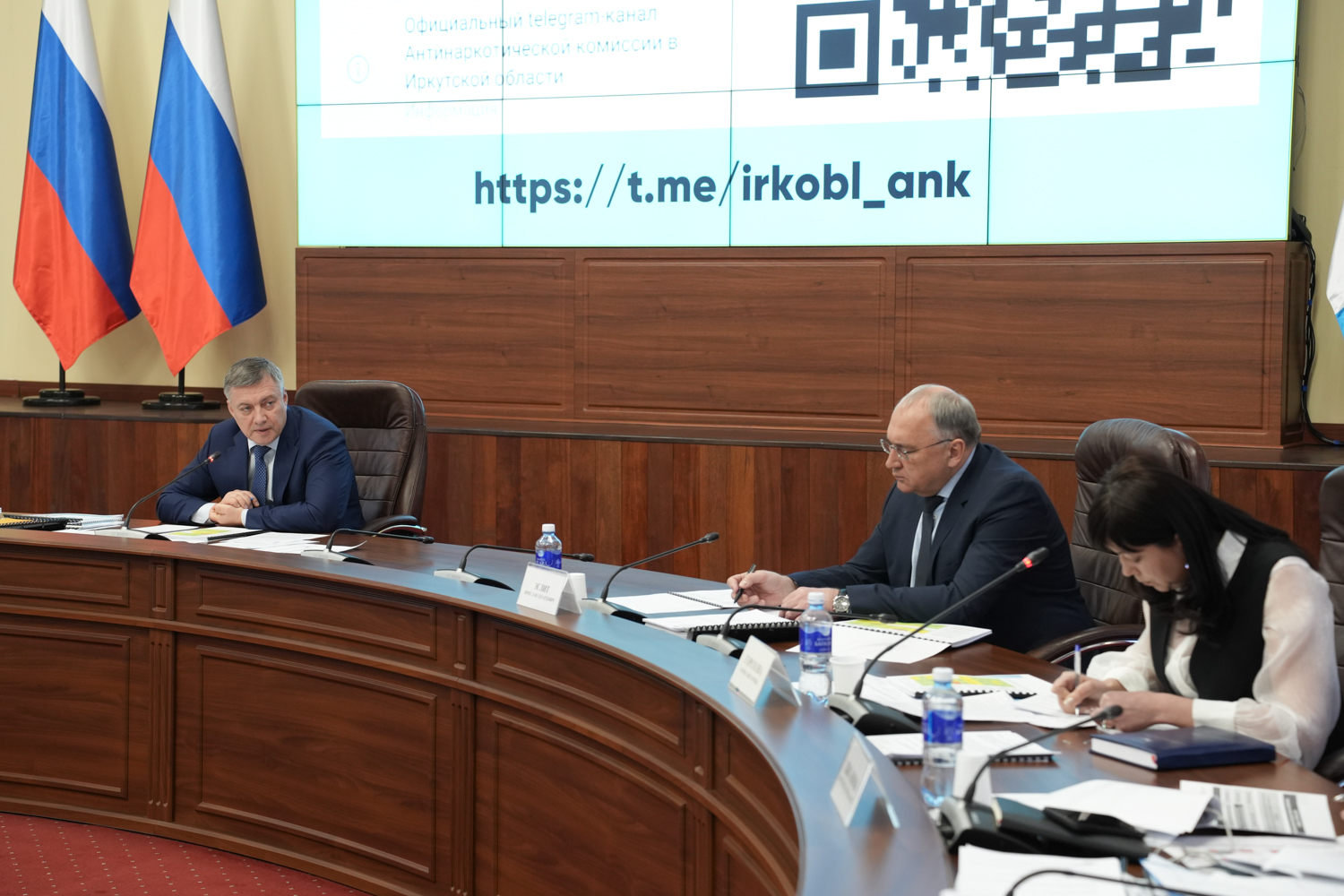 Губернатор Игорь Кобзев провел заседание антинаркотической комиссии в Иркутской области