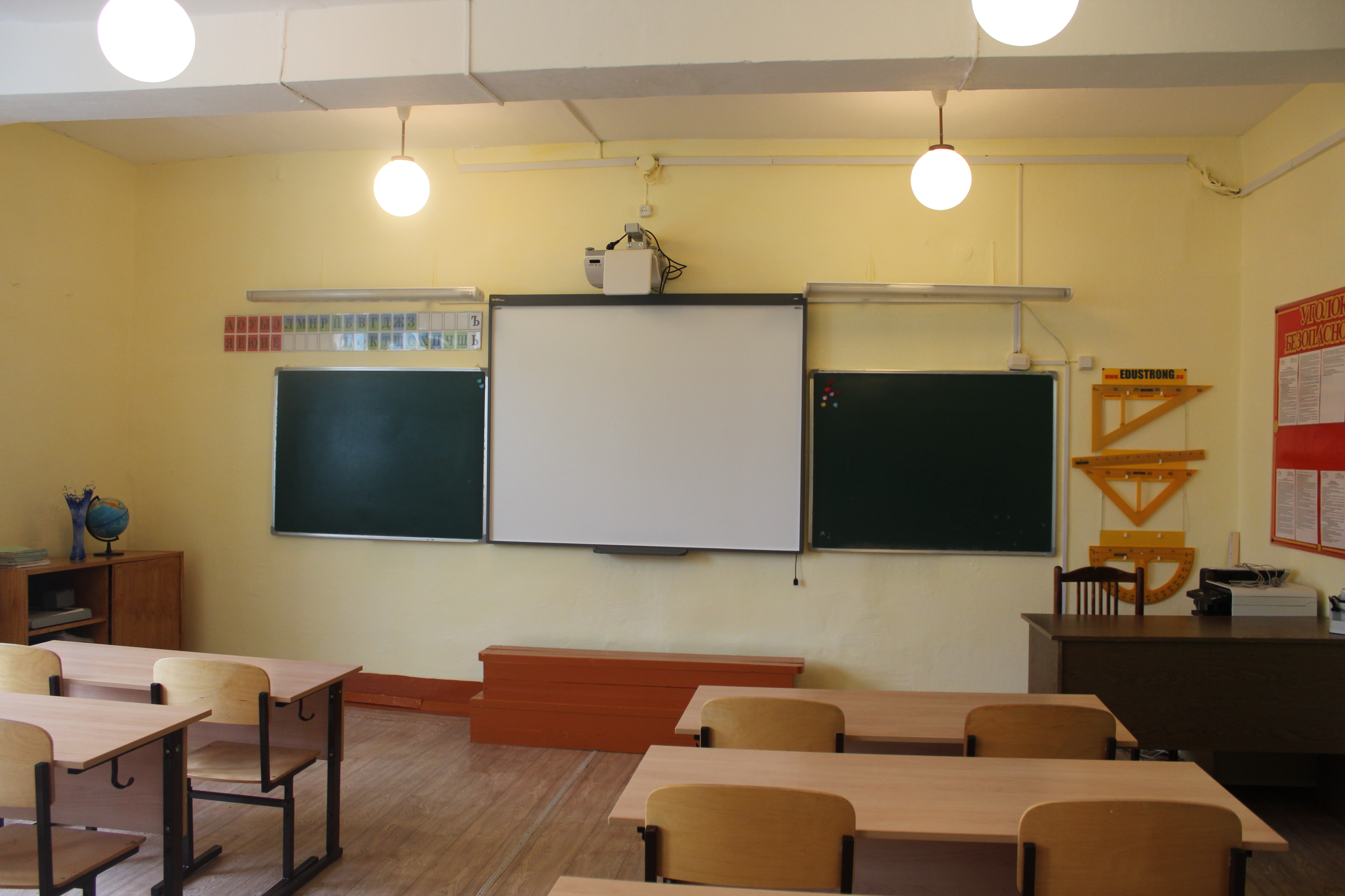 В Тулунском районе стартовала кампания по проверке и готовности образовательных учреждений к новому учебному году