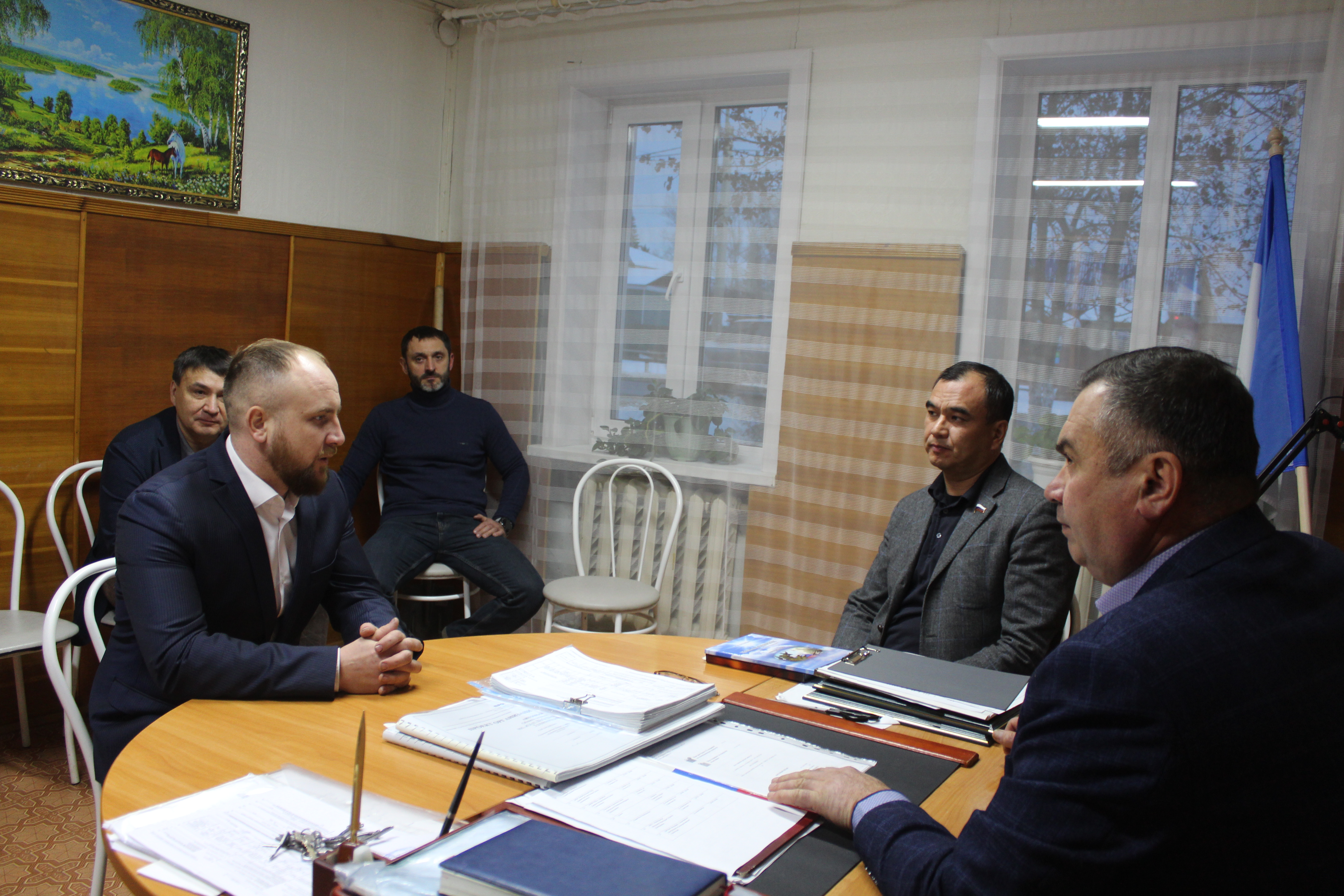 Рабочая встреча мэра Тулунского района с депутатом Госдумы