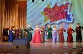 Дефиле в вечерних платьях