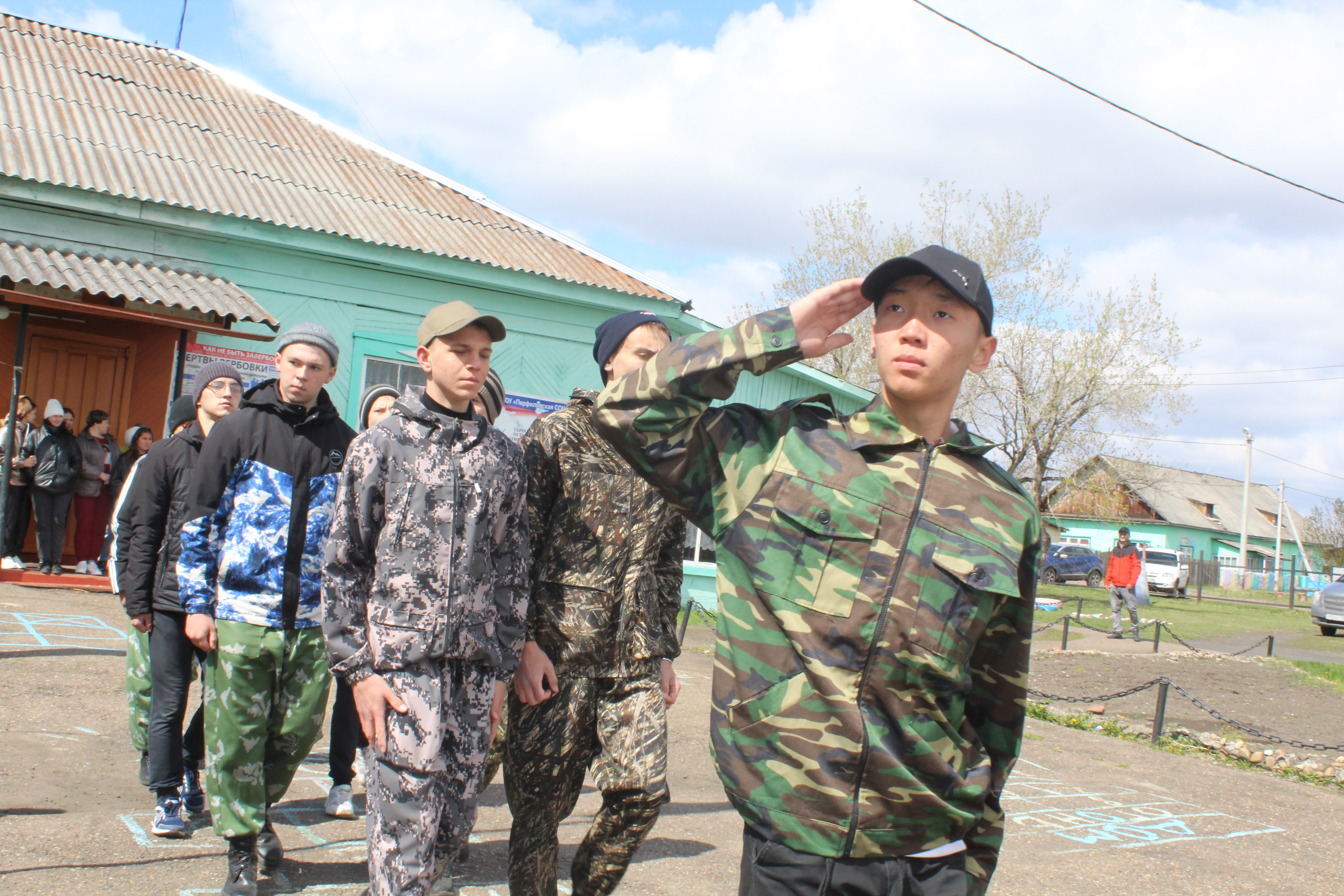 В Тулунском районе прошли учебные сборы по основам военной службы среди юношей 10-х классов
