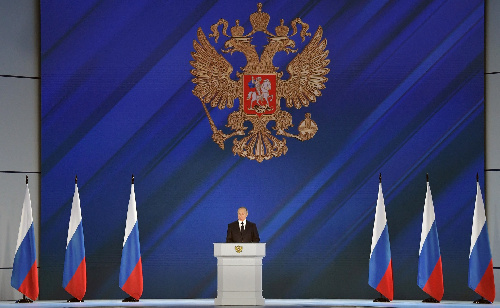Владимир Путин: Центральное значение сейчас имеет вакцинация   
