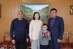 За мужество, отвагу и самоотверженность при выполнении воинского долга на спецоперации житель с. Усть-Алтан Петр Панов посмертно представлен к ордену Мужества