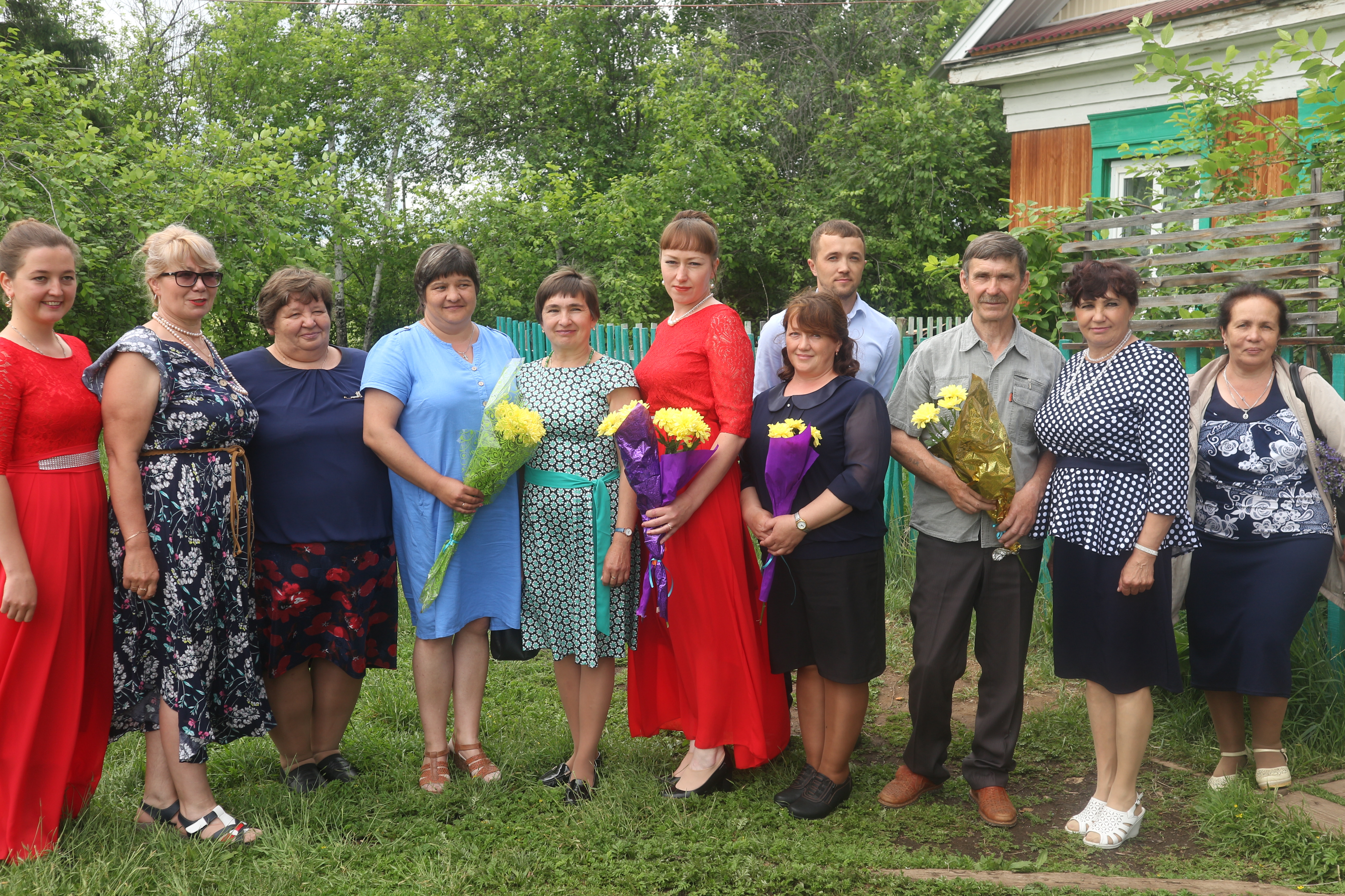 110-му юбилейному году Большетарельской общеобразовательной школы посвящается