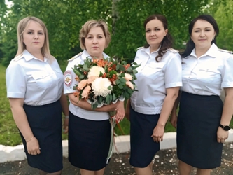 В ОМВД России "Чунский" проводили на заслуженный отдых начальника подразделения по делам несовершеннолетних Наталью Семёновну Гашинскую