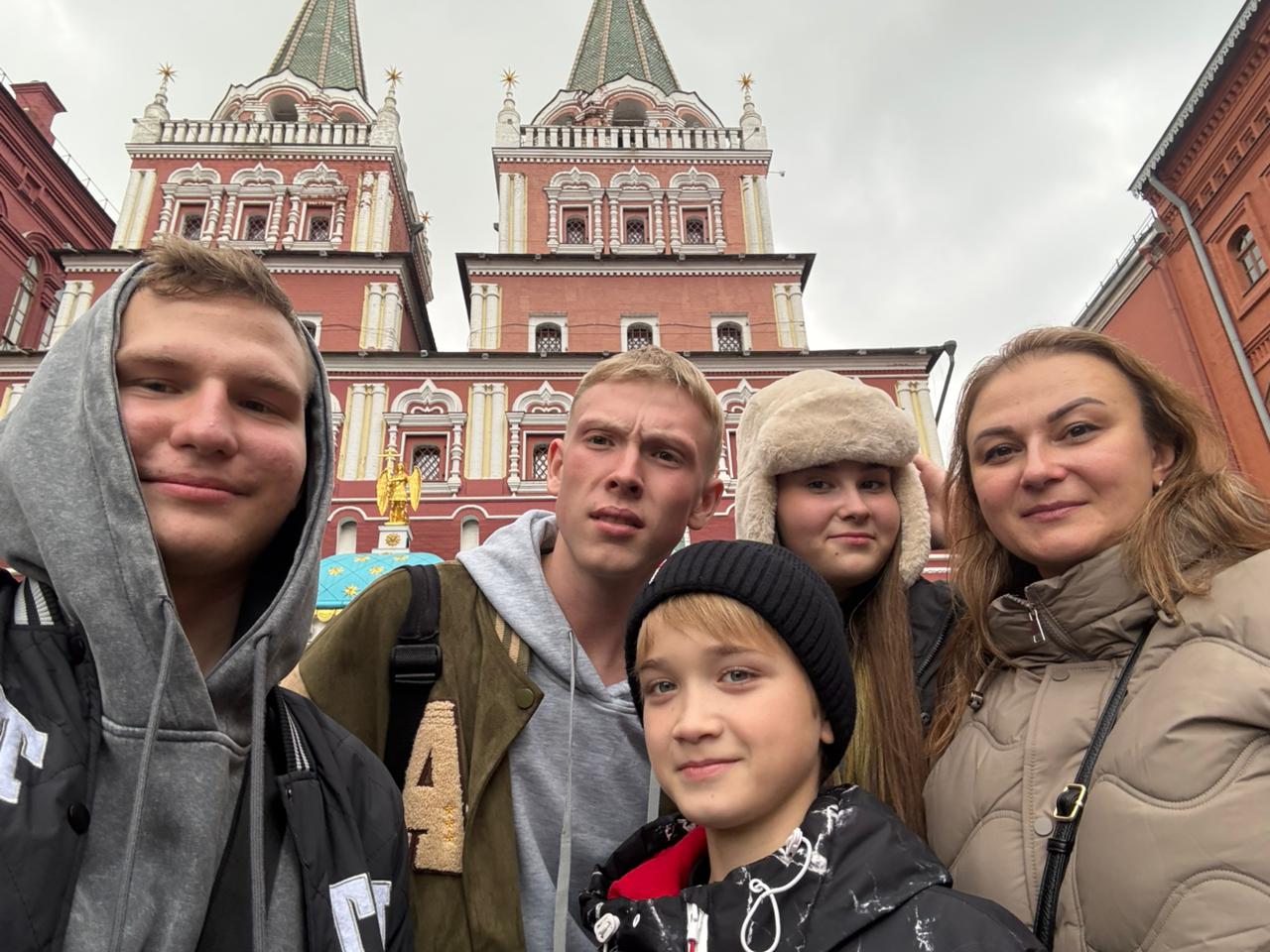 Юные кинематографисты из Киренского округа представили фильм «Доброволец» на кинофестивале «Зеркало будущего»!