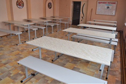 Новая мебель в обеденные залы школ района