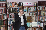 Максим Сафиулин играет на расческе