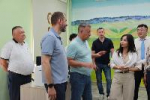 В Осе глава Приангарья Игорь Кобзев вместе с коллегами посетил Межпоселенческую библиотеку