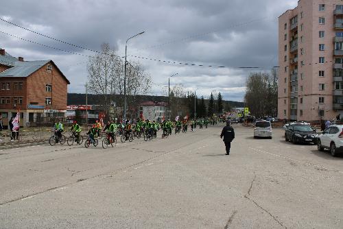 Праздничный вело, мото и автопробег в городе Железногорске-Илимском.