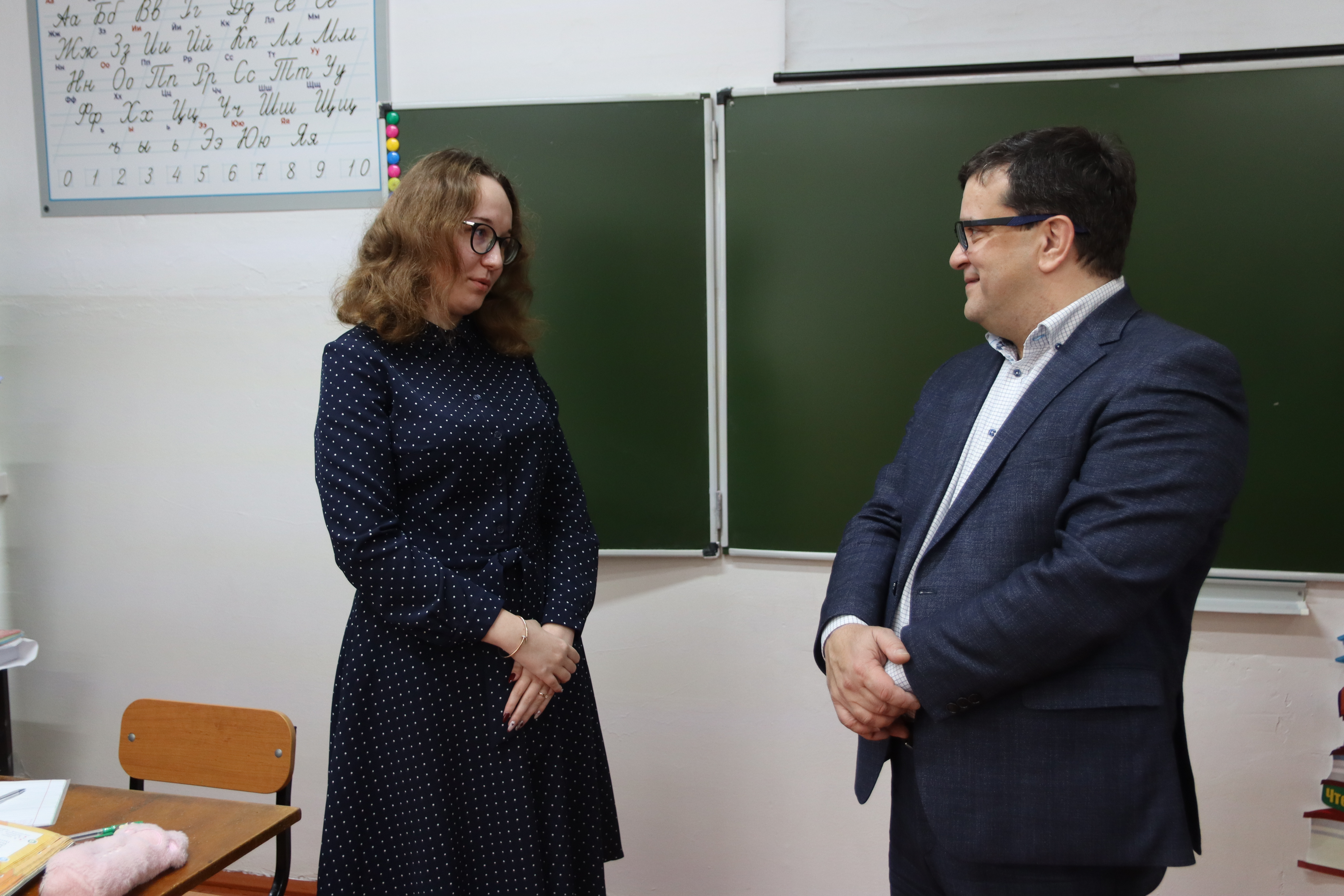 Министр образования региона побывал в Бельской школе