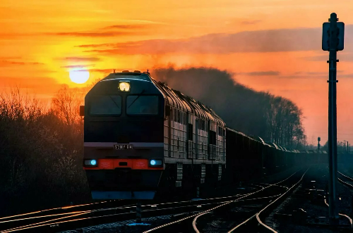 ВНИМАНИЕ! СОБЛЮДАЙТЕ ПРАВИЛА НА ОБЪЕКТАХ ЖЕЛЕЗНОДОРОЖНОГО ТРАНСПОРТА,