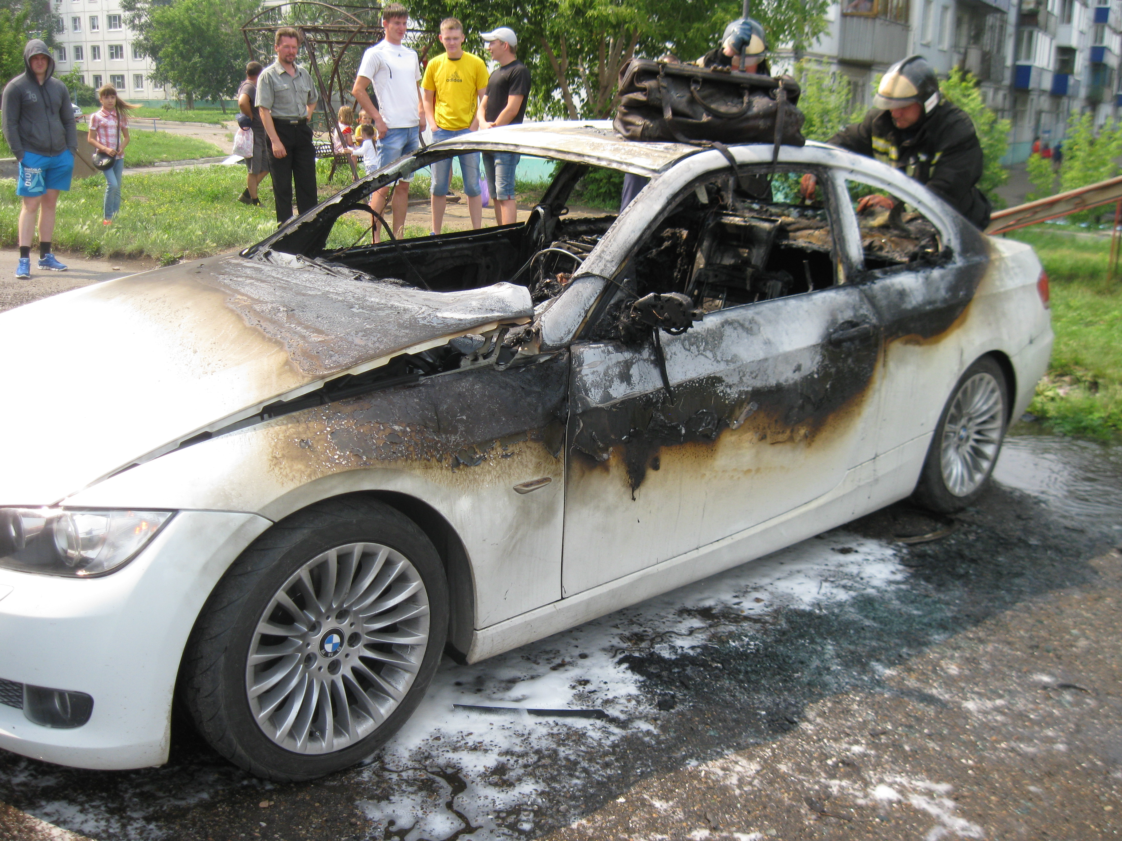 За прошедшую неделю сгорело 3 автомобиля