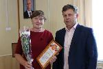 Мэр района Сергей Марач поздравил соцработников с их профессиональным праздником в торжественной обстановке